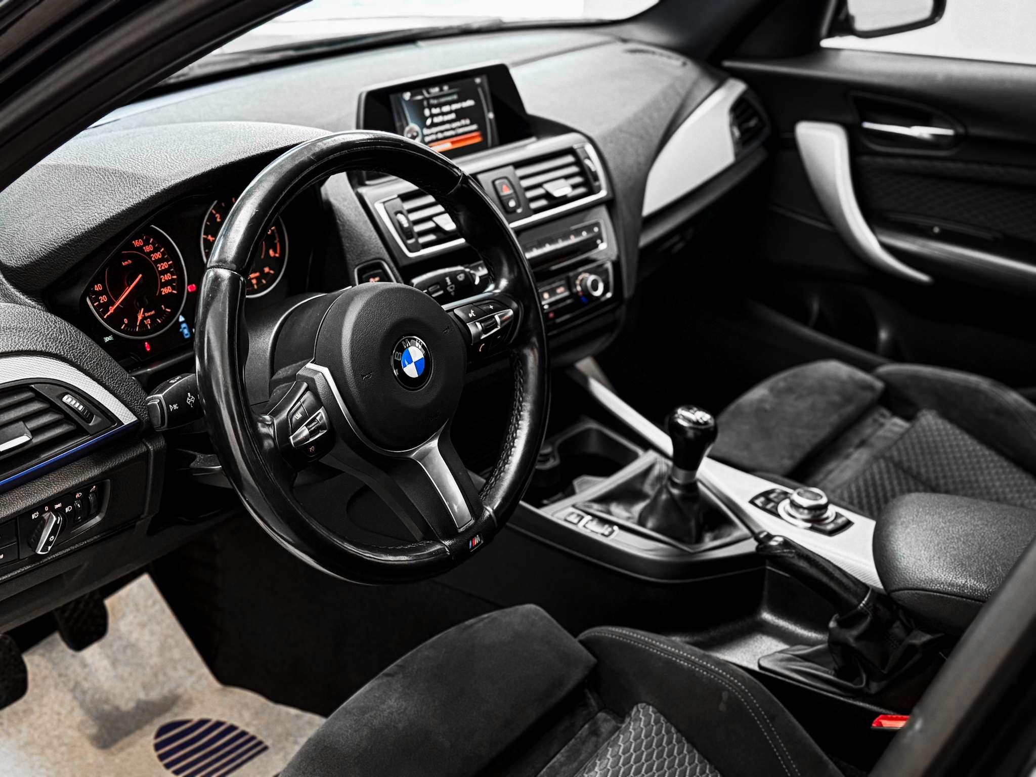 BMW 116 d PACK M, NAVI, ALCANTARA, GARANTIE 1AN