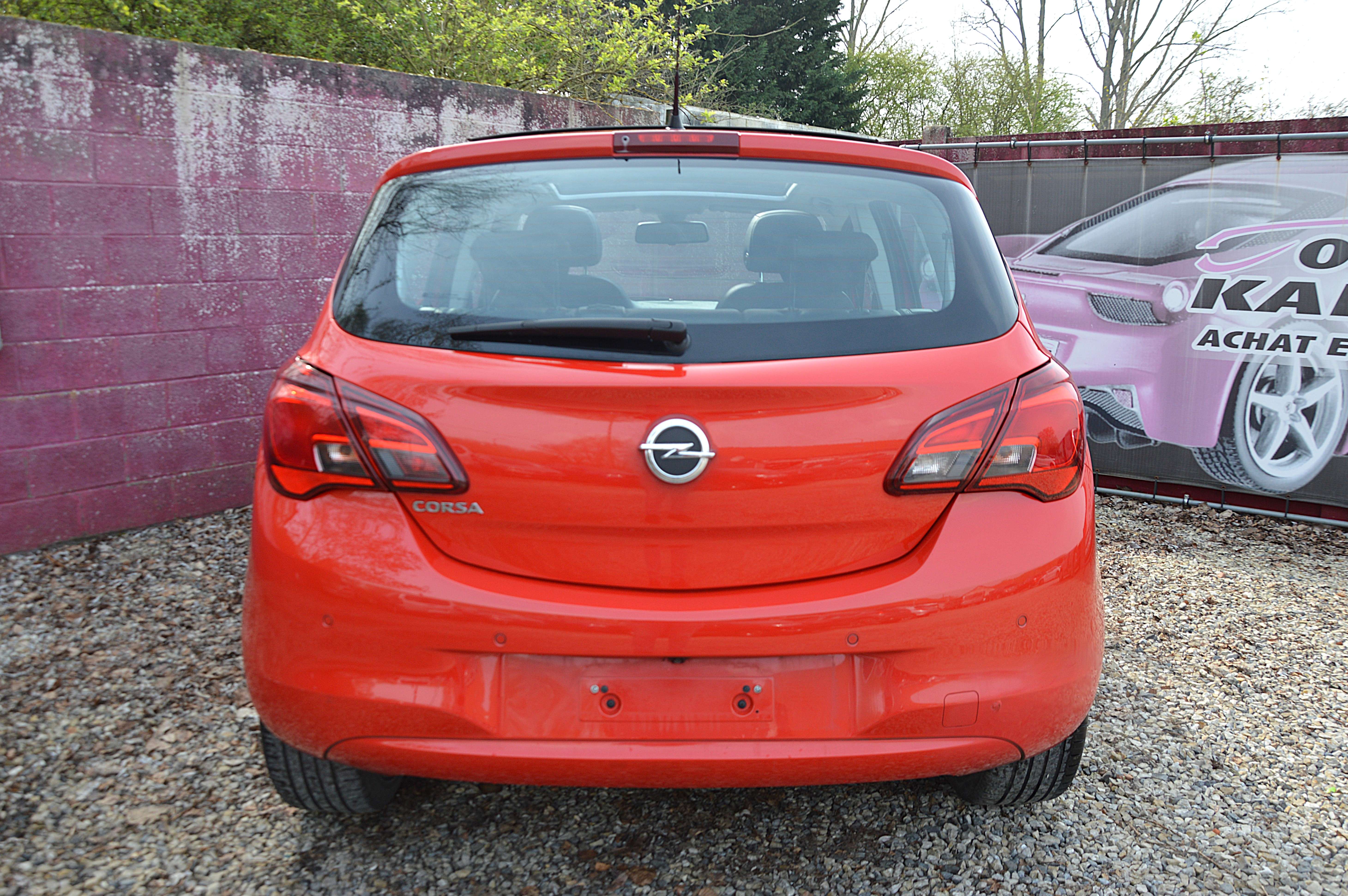 Opel Corsa 1.4i Cosmo BOITE AUT TOIT OUV CARPLAY CAM 66.844KM