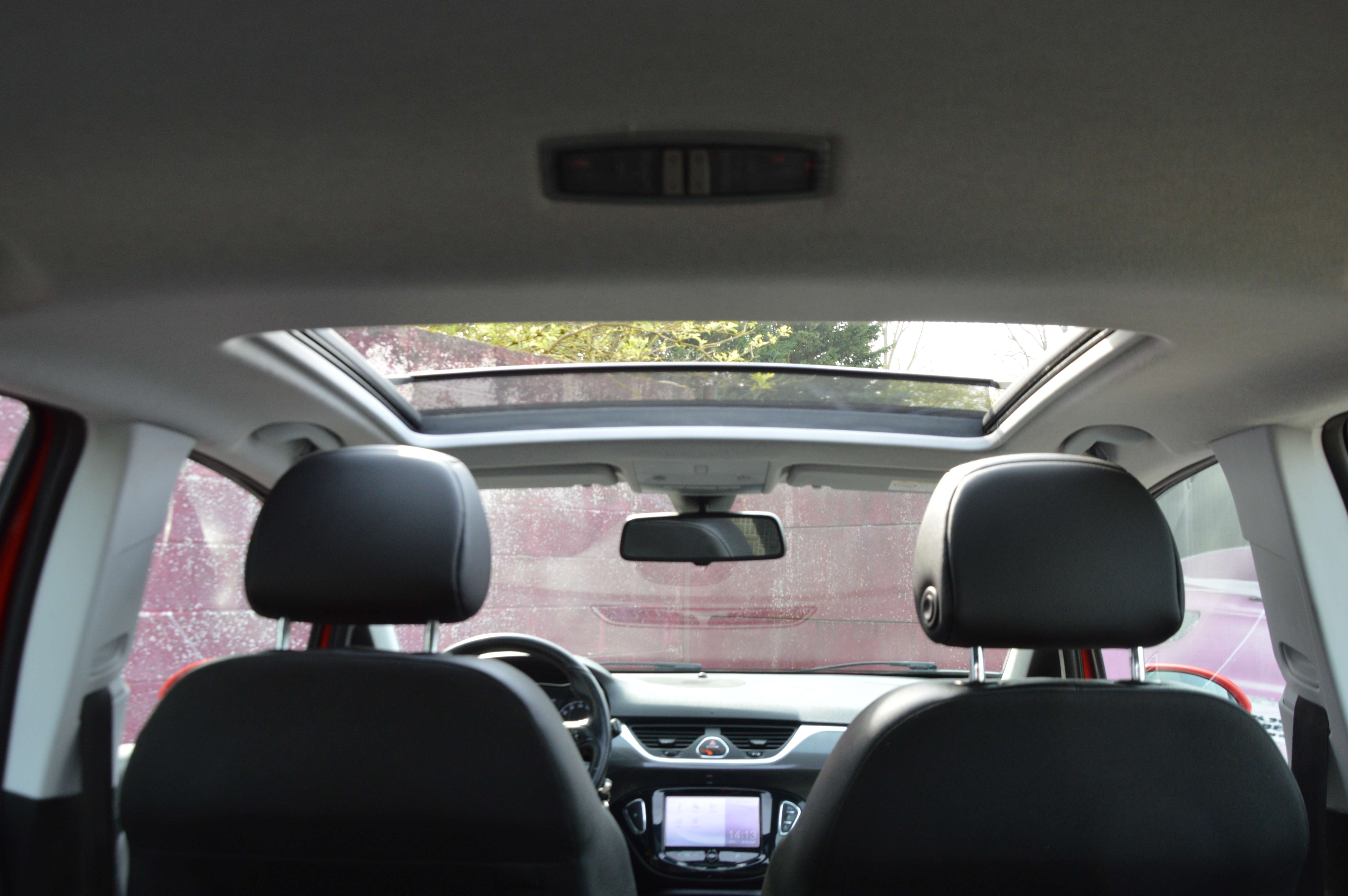 Opel Corsa 1.4i Cosmo BOITE AUT TOIT OUV CARPLAY CAM 66.844KM