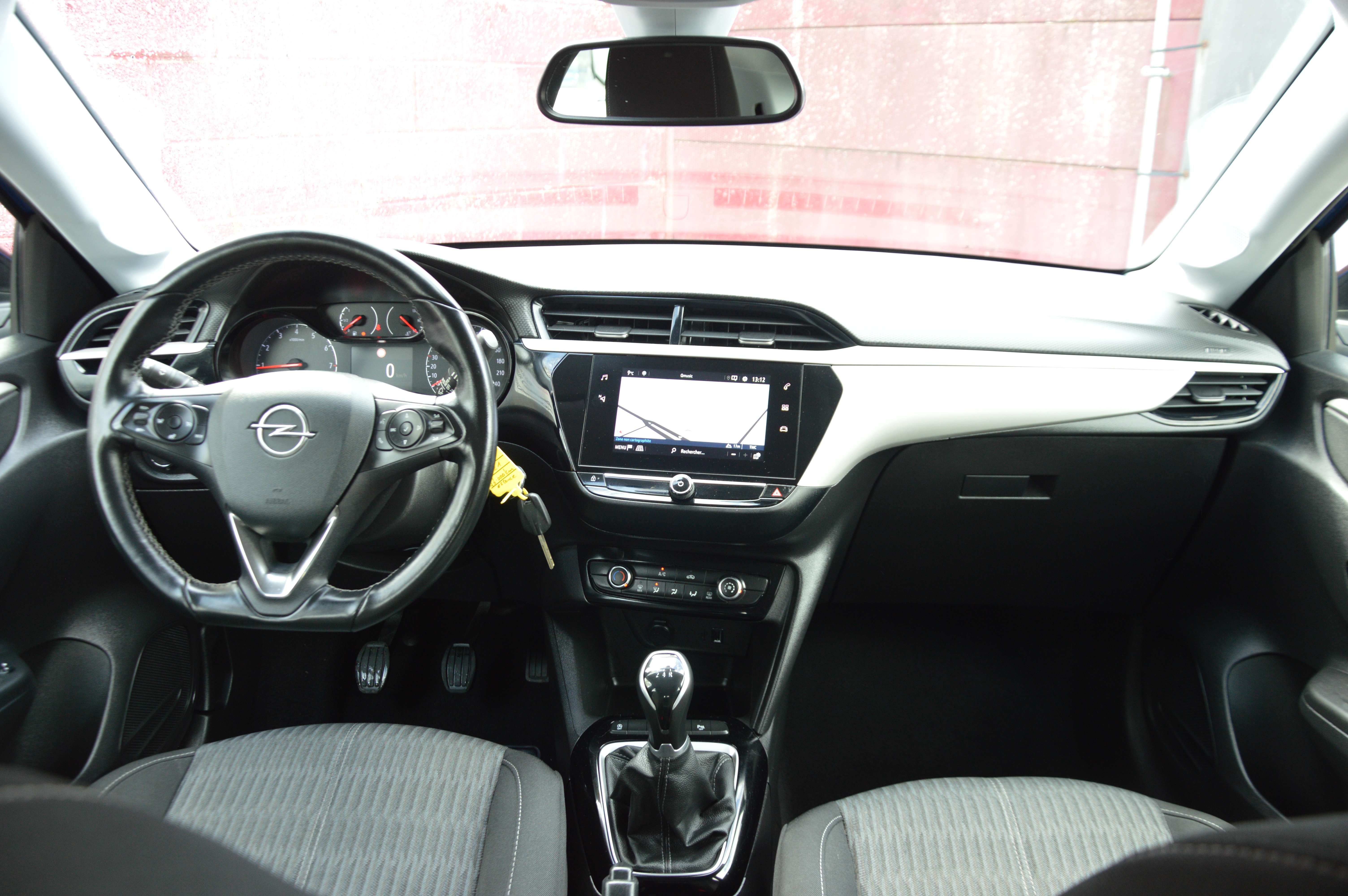 Opel Corsa 1.2i Edition NAV SENS AR CLIM CRUIS 43.177KM