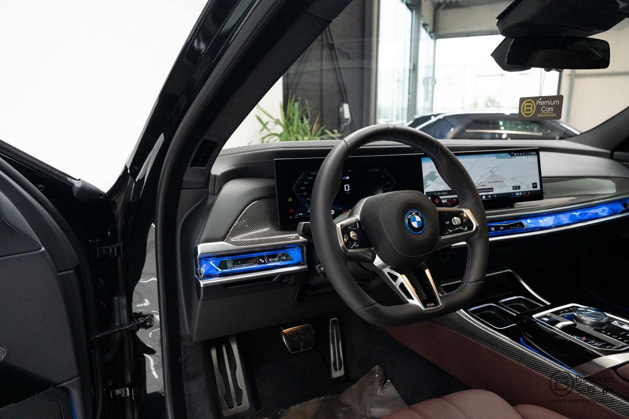 BMW 760 e M  xDrive Individual! FULL OPTIONS! Black pack!