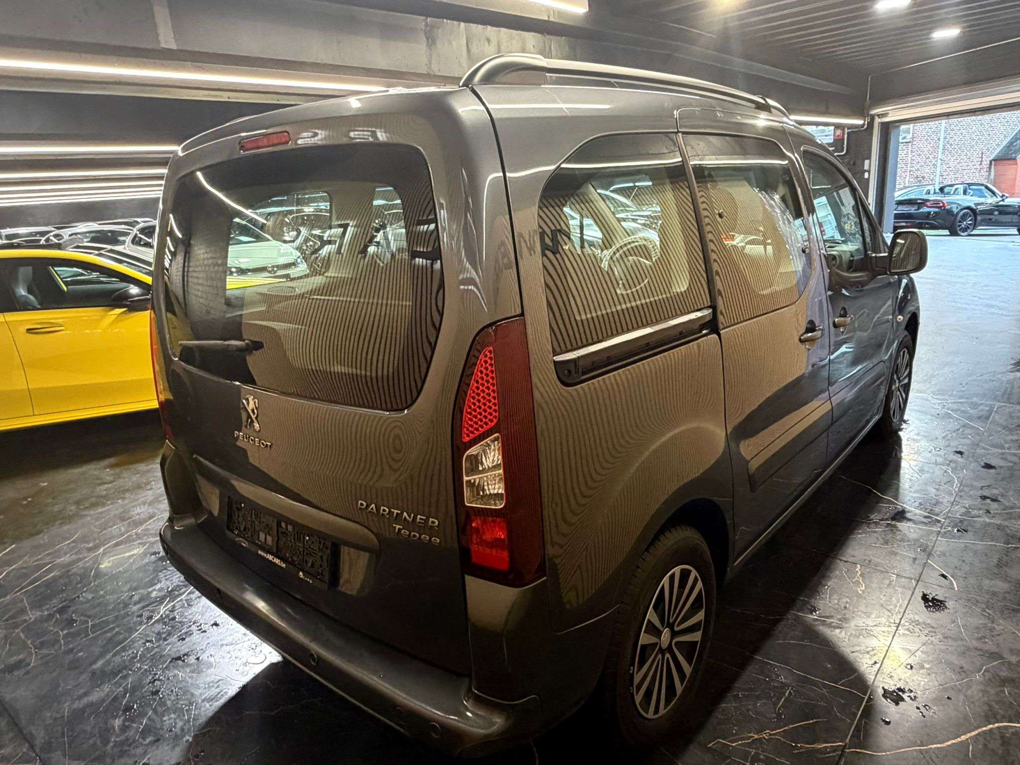 Peugeot Partner 1.6i TePee