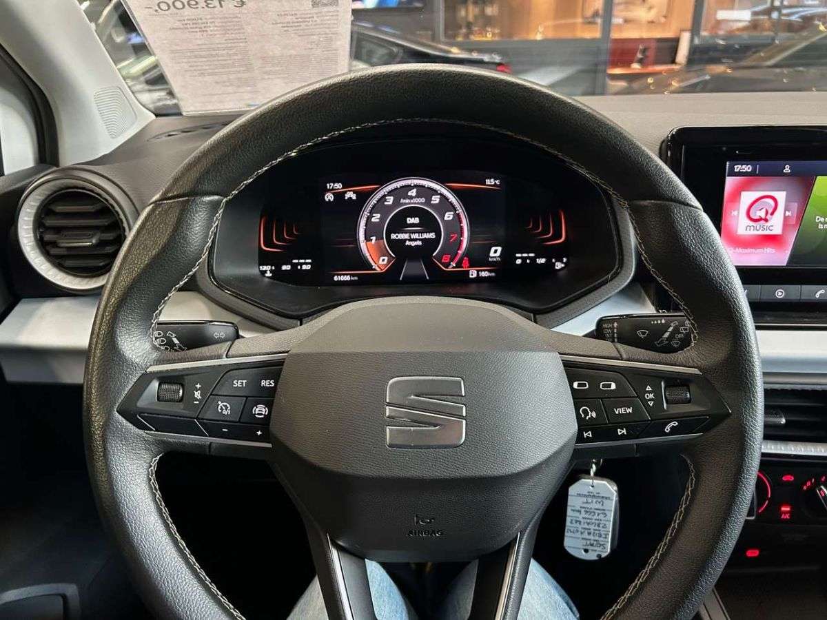 SEAT Ibiza 1.0 TSI Alu/Carplay/Pdc/Cruise/Led *1j garantie*