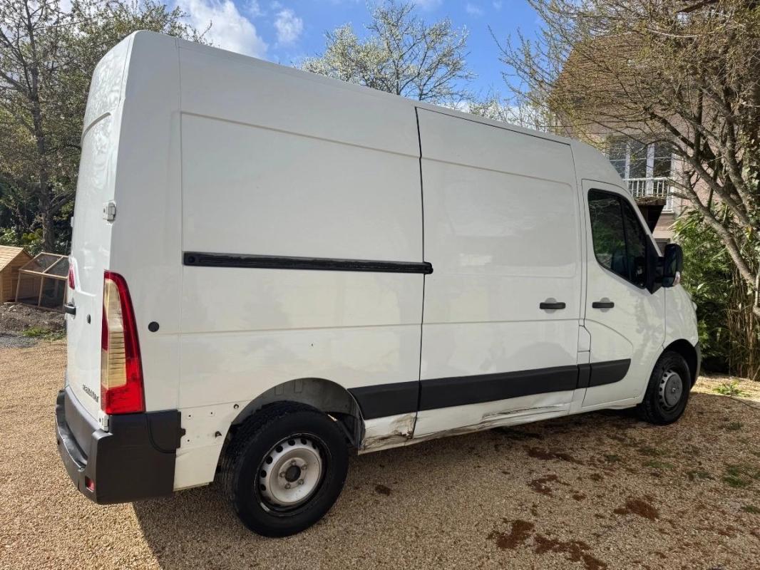 Renault Master Vu L2H2 2.3 DCI 125 CH F3300