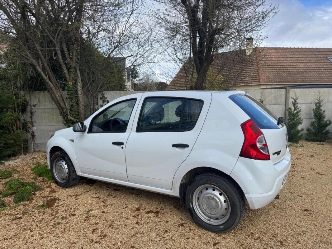 Dacia Sandero 1.4 MPI GPL 72 CH AMBIANCE