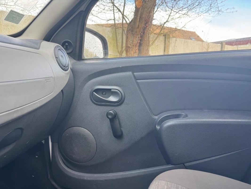 Dacia Sandero 1.4 MPI GPL 72 CH AMBIANCE