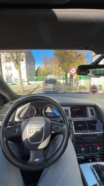 Audi Q7 3.0 V6 TDI AMBIENTE TIPTRONIC 7PL
