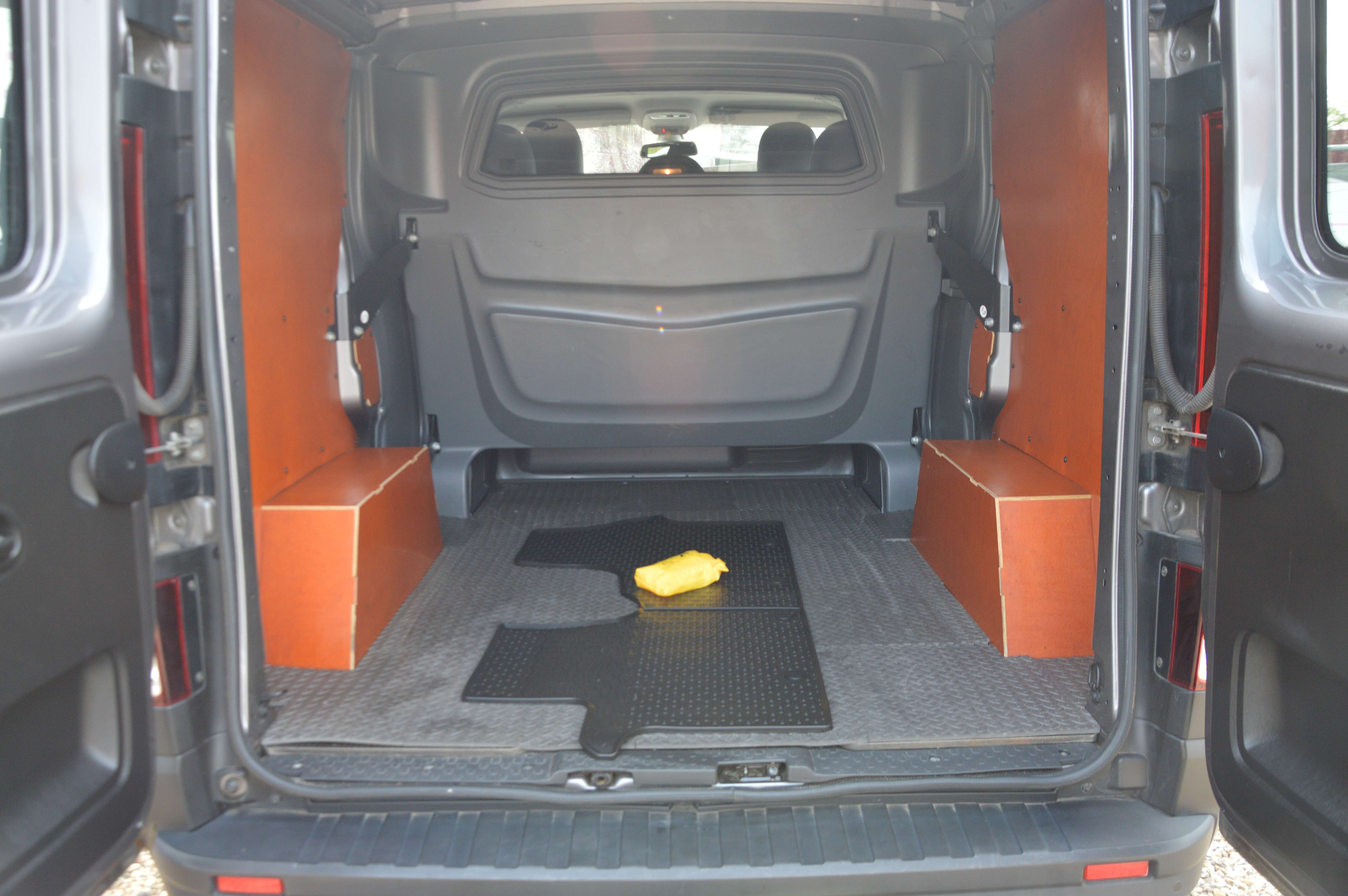 Renault Trafic 1.6dCi Energy Twin Turbo 5PL NAV CAM 91.704KM