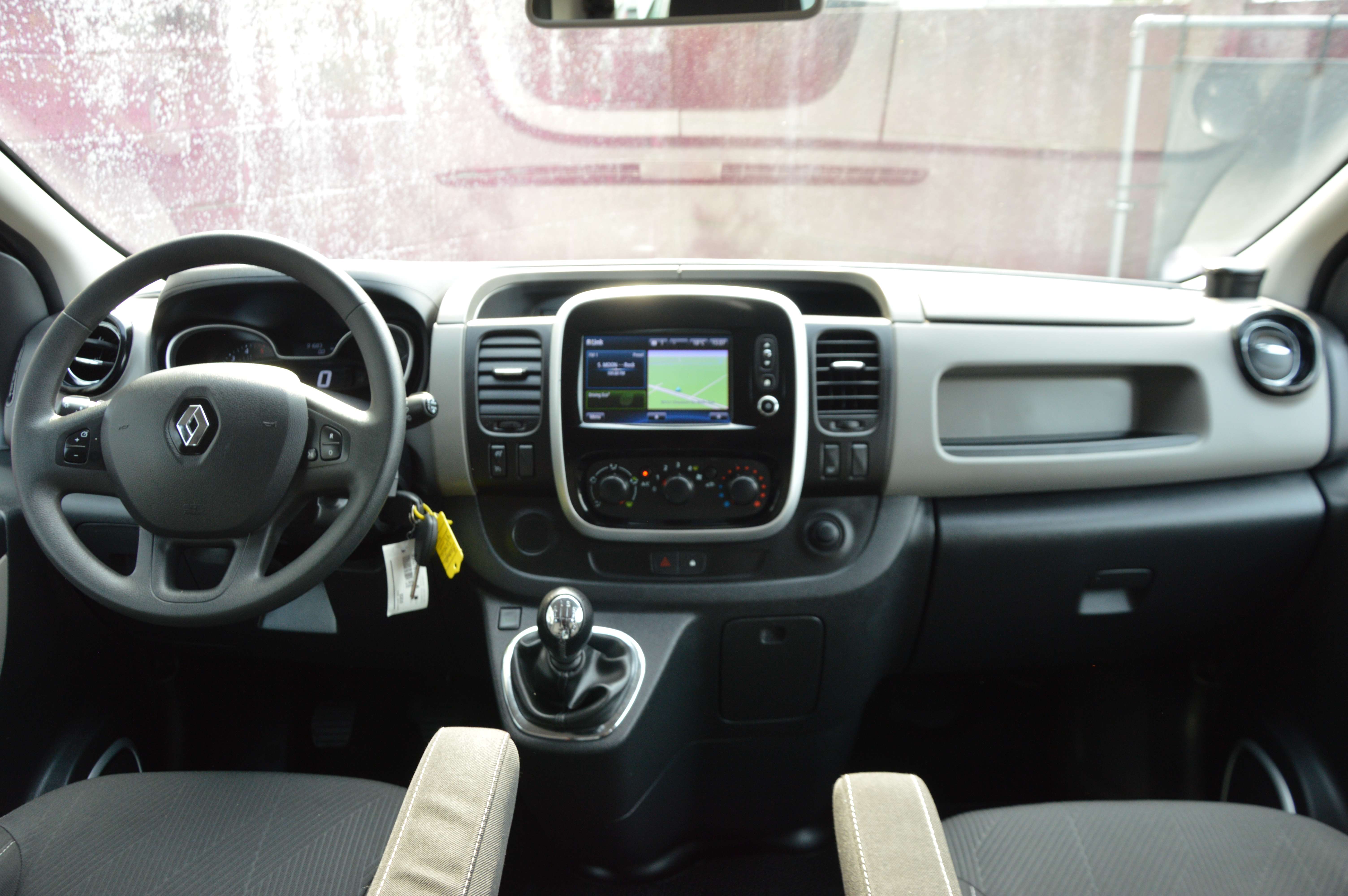 Renault Trafic 1.6dCi Energy Twin Turbo 5PL NAV CAM 91.704KM