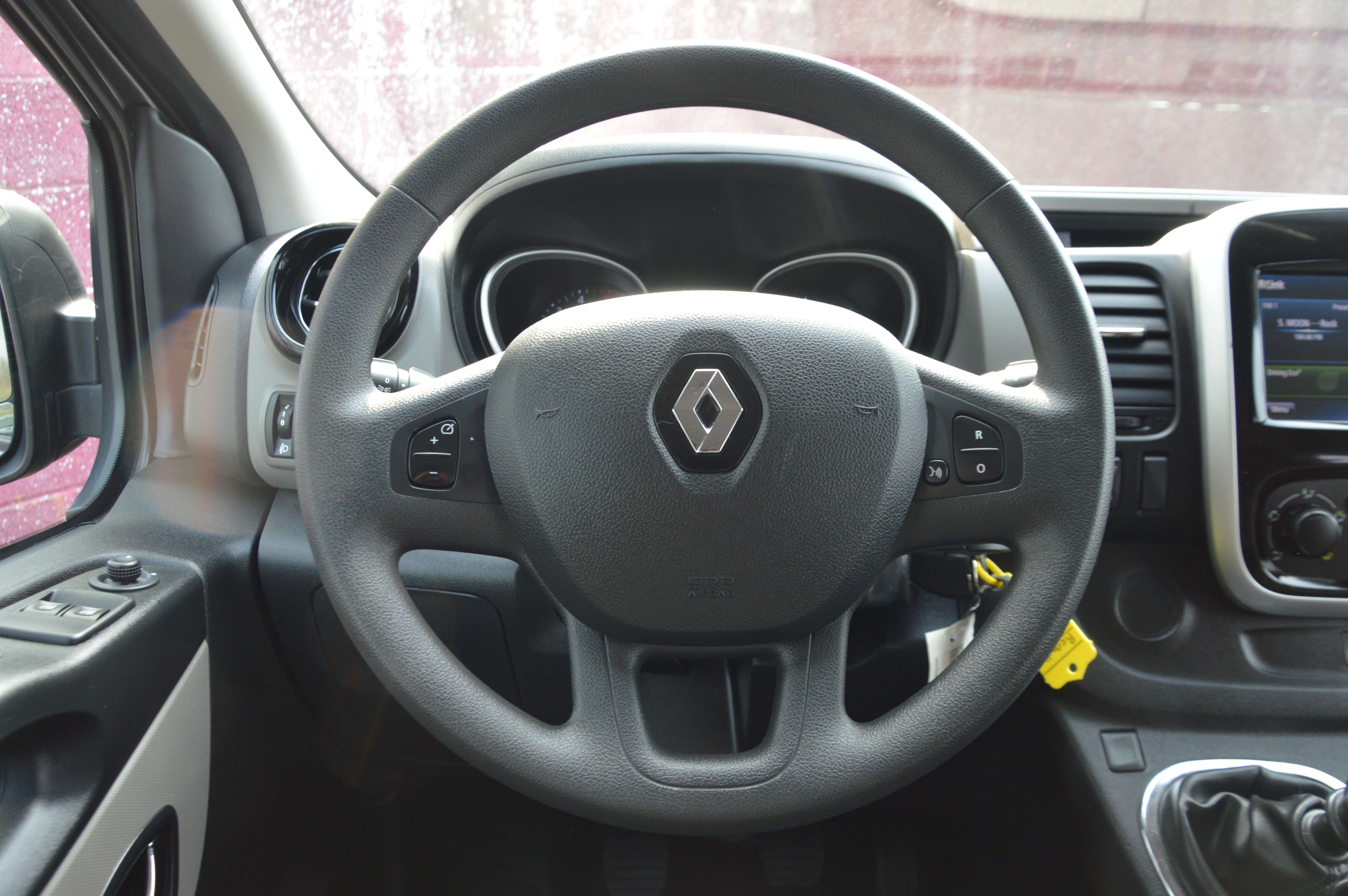 Renault Trafic 1.6dCi Energy Twin Turbo 5PL NAV CAM 91.704KM