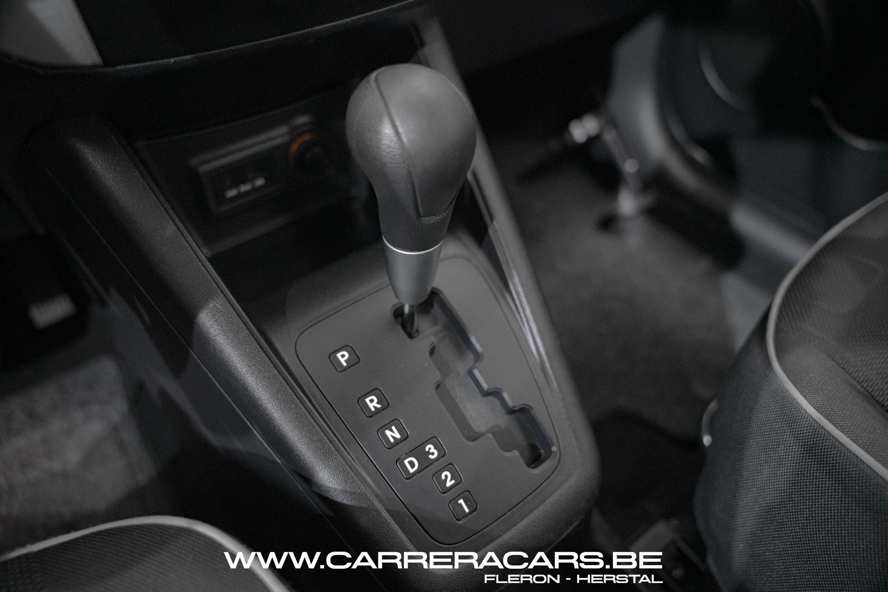 Kia Venga 1.6i Sense*|AUTOMATIQUE*CARPLAY*CRUISE*AIRCO*|