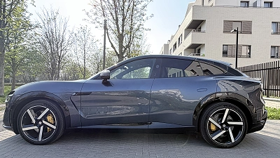 Tesla Model Y XiaomiYU7max