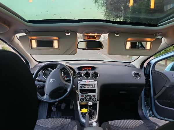 Peugeot 308 PEUGEOT 308 1.6 HDI 112 CHX ACTIVE