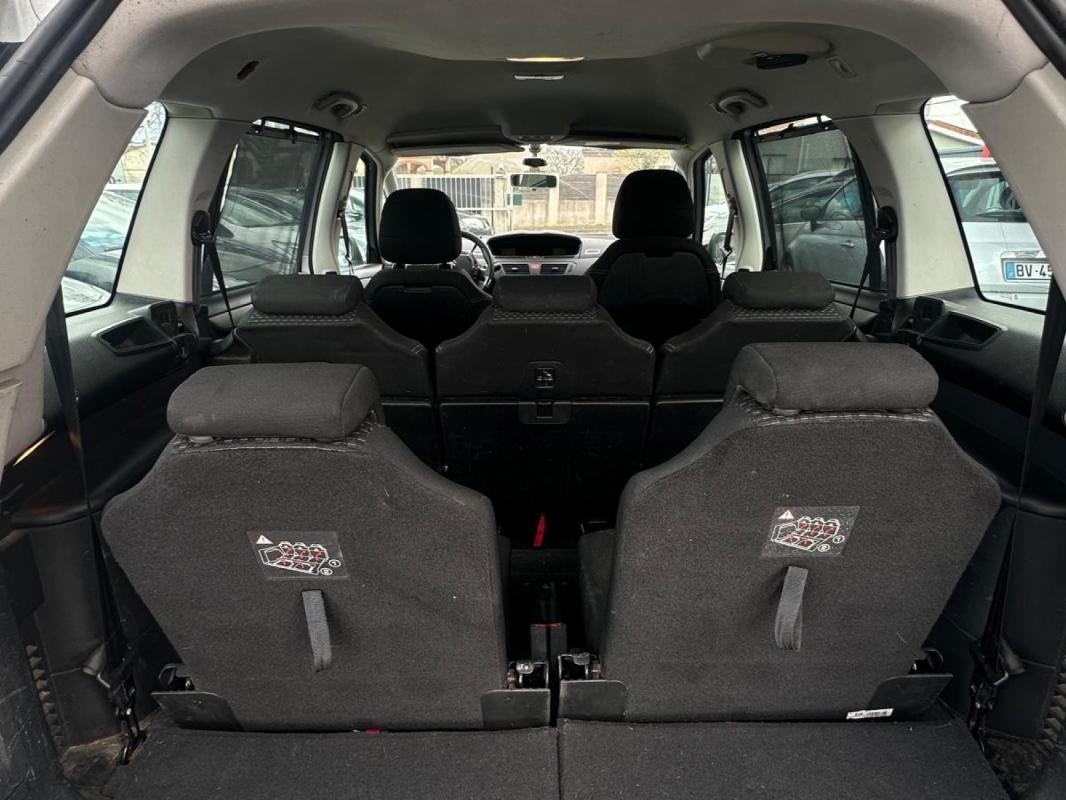 Citroen C4 e-HDi 110 Airdream 7 pl Confort BMP6