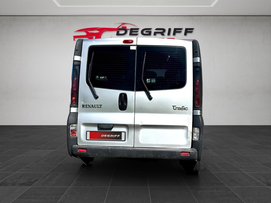 Renault Trafic COMBI L1H1 1000 1.9 dCi 100 9 place