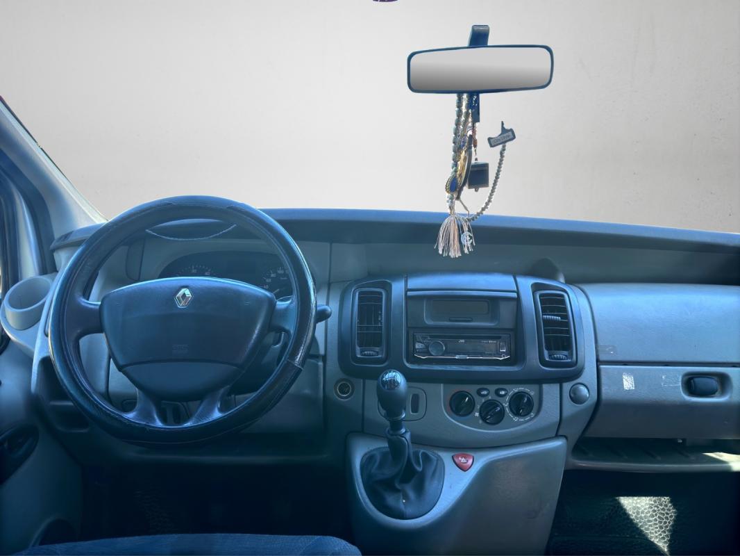 Renault Trafic COMBI L1H1 1000 1.9 dCi 100 9 place