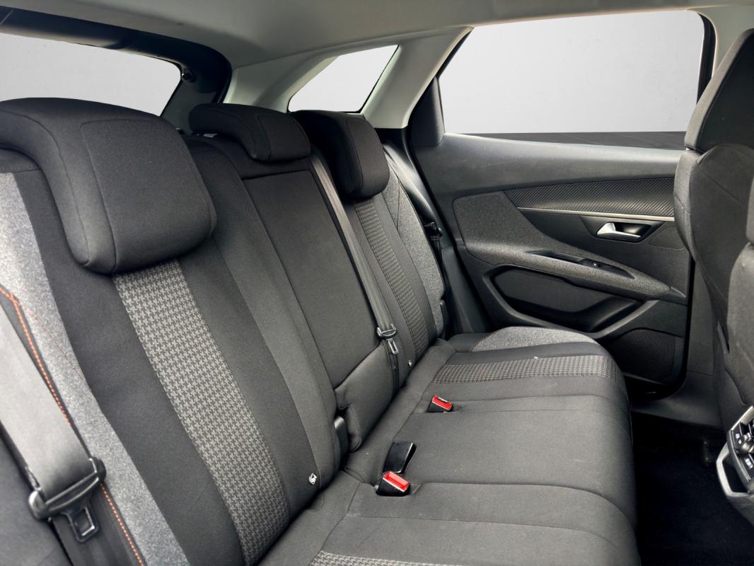 Peugeot 3008 1.6 BlueHDi 120ch SS BVM6 Allure