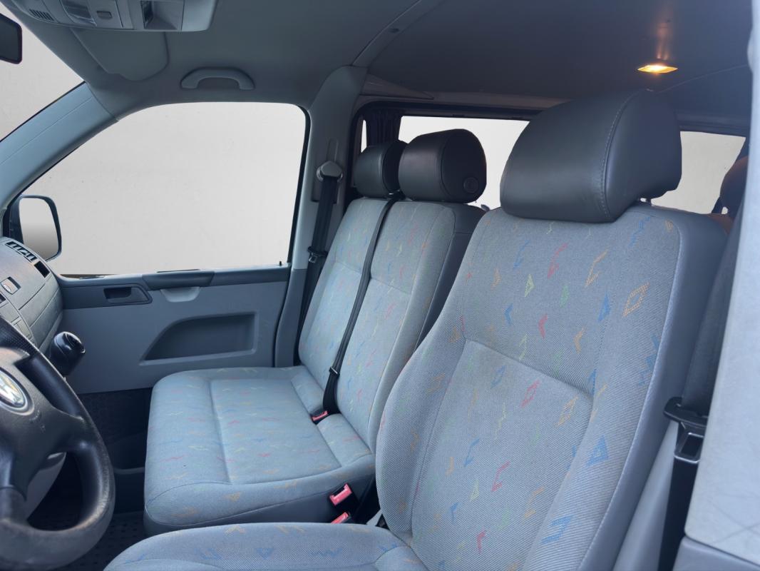 Volkswagen Transporter COMBI 1.9 TDI 102 Long 9pl