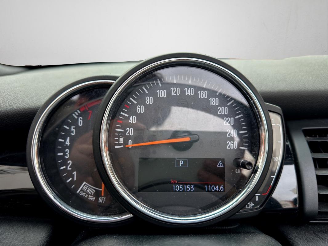 Mini Cabriolet F57 LCI Cabriolet Cooper 136 ch BVA7 Finition Chili