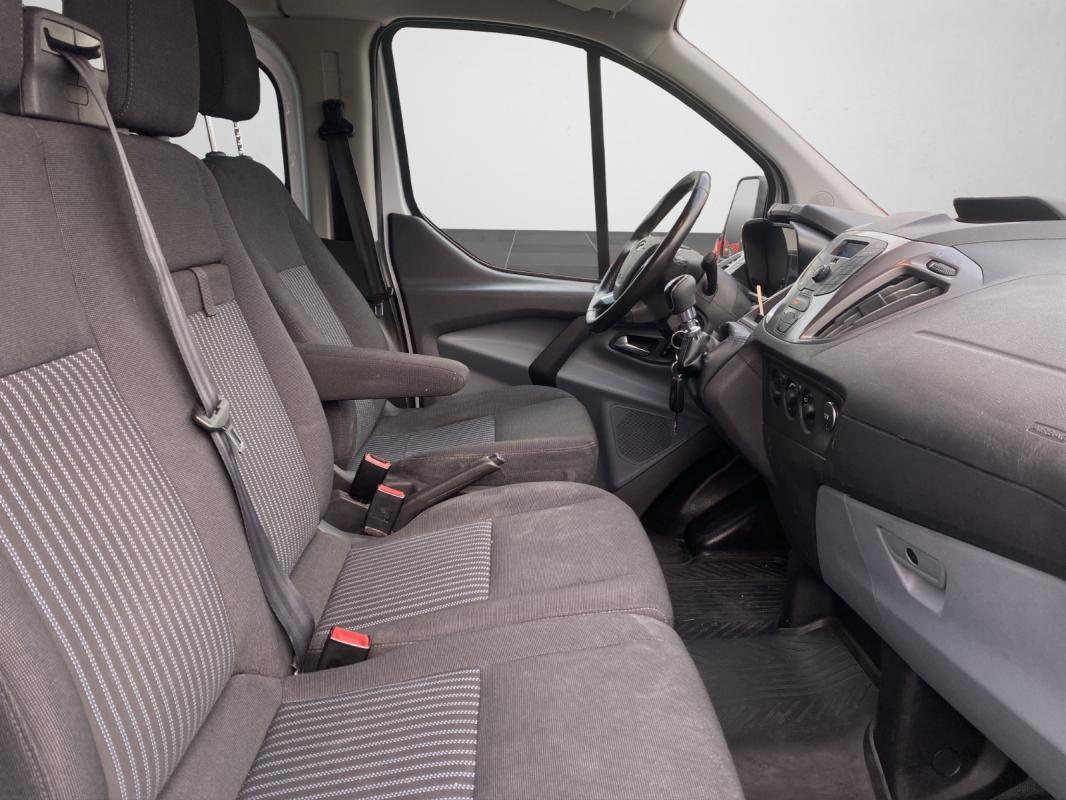 Ford Transit Custom 2.0 TDCI 130 TREND COMBI 9 PL