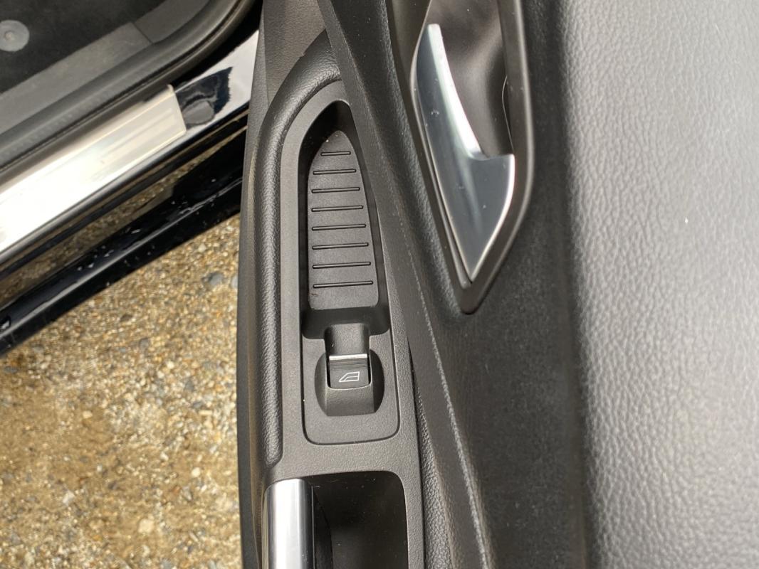 Ford Kuga 1.5 Flexifuel-E85 150 SS BVM6 Titanium