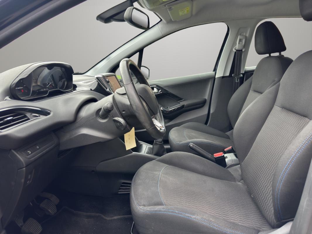 Peugeot 208 82ch SS BVM5 Signature
