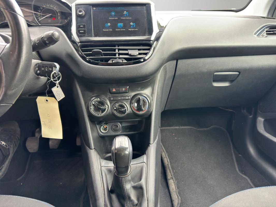Peugeot 208 82ch SS BVM5 Signature
