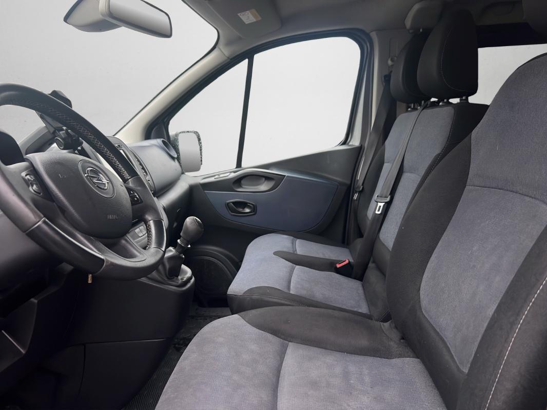Opel Vivaro 1.6 CDTI 125 MINIBUS L2H1 9 PL