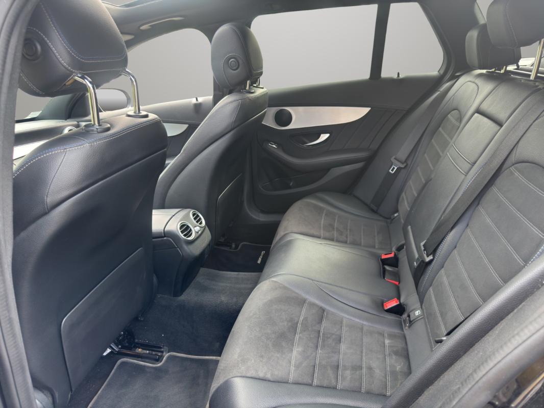 Mercedes-Benz Classe C 220 d 9G-Tronic AMG Line 100% francaise PRIX EN HT 20% de la tva a rajouter pour les particuliers