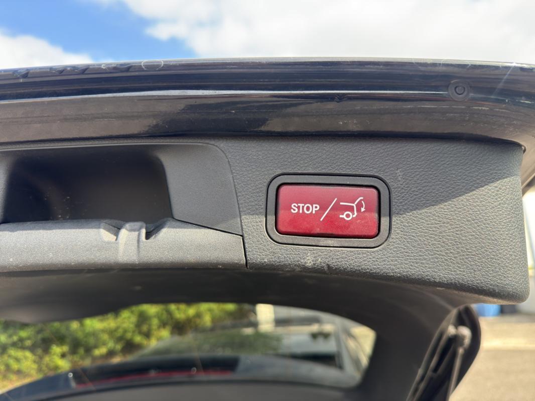 Mercedes-Benz Classe C 220 d 9G-Tronic AMG Line 100% francaise PRIX EN HT 20% de la tva a rajouter pour les particuliers