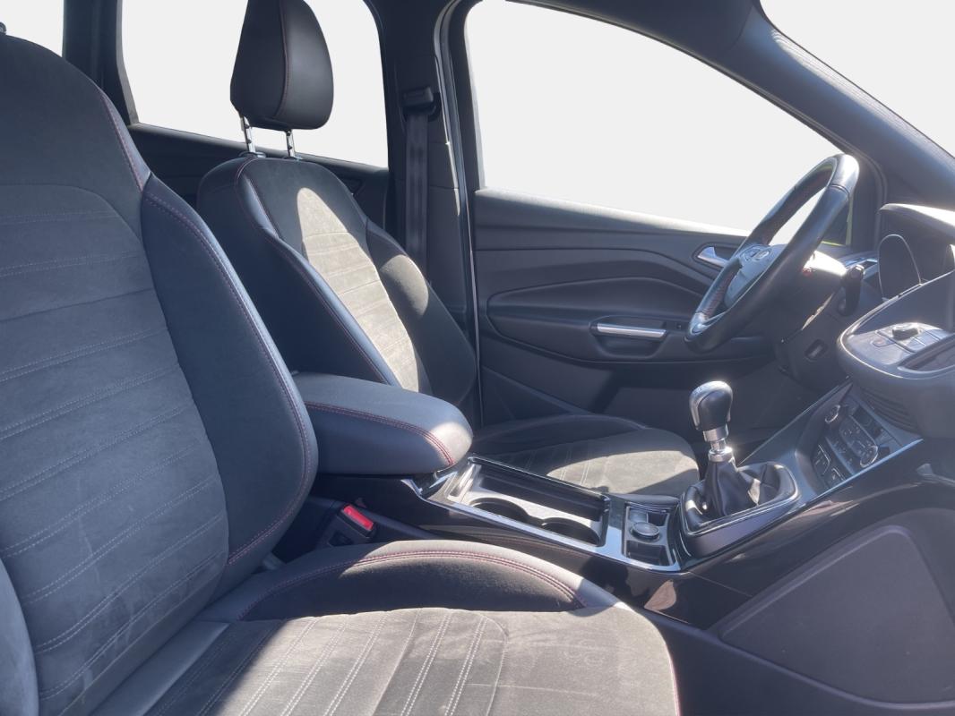 Ford Kuga 1.5 TDCi 120 SS 4x2 BVM6 ST-Line