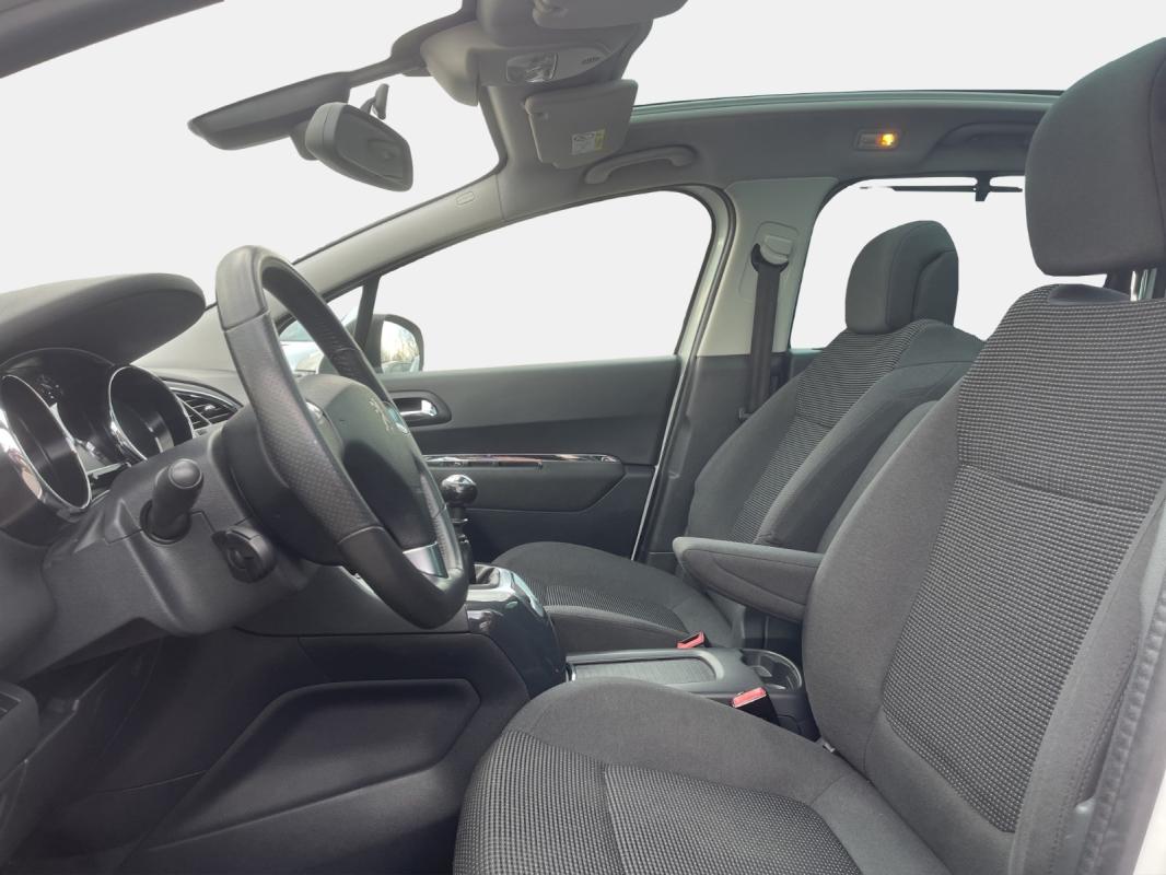 Peugeot 5008 1.2 TURBO 130ch SS BVM6 7 Places Allure