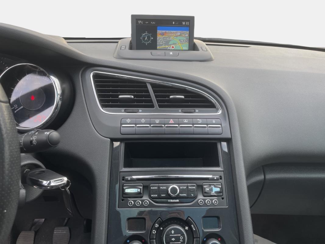 Peugeot 5008 1.2 TURBO 130ch SS BVM6 7 Places Allure
