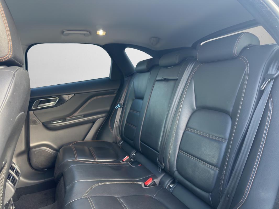 Jaguar F-pace 2.0 D - 180 ch AWD BVA8 Prestige