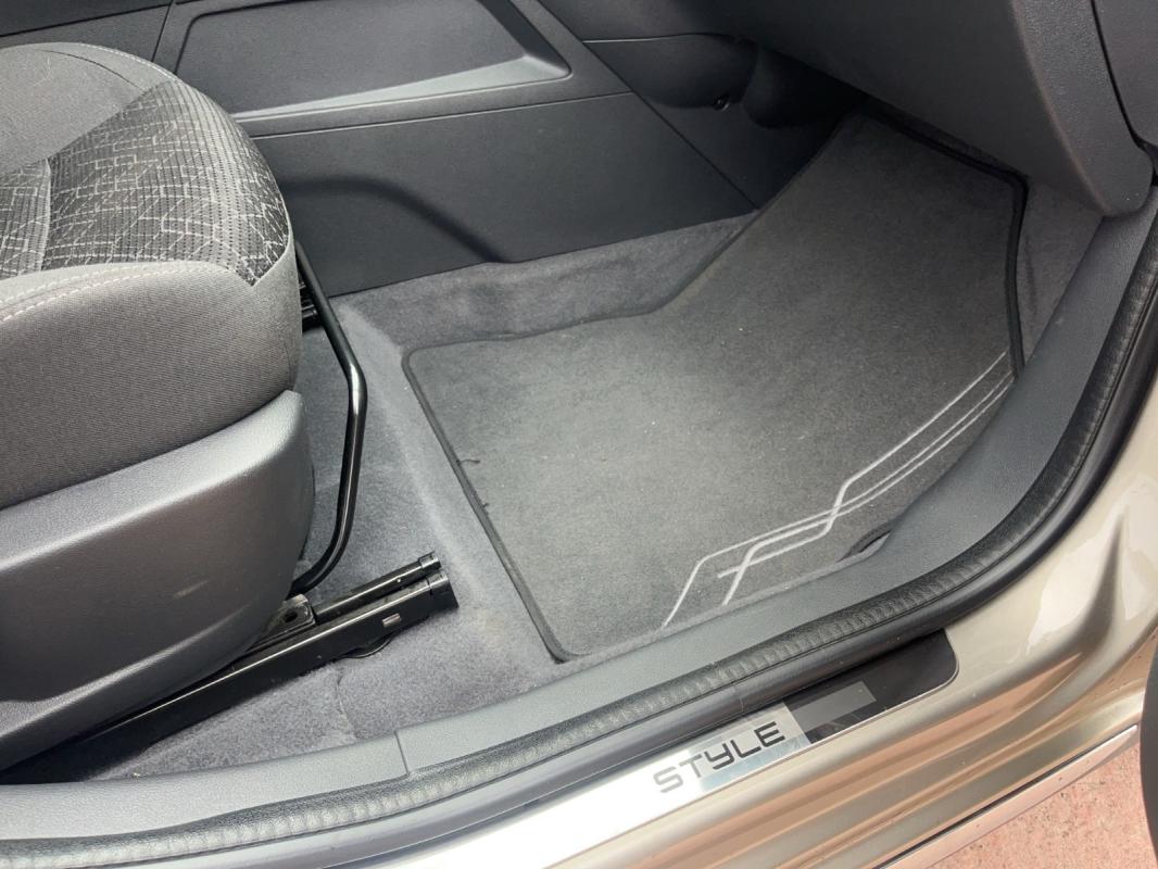 Peugeot 3008 1.2 Turbo 130ch SS BVM6 Style