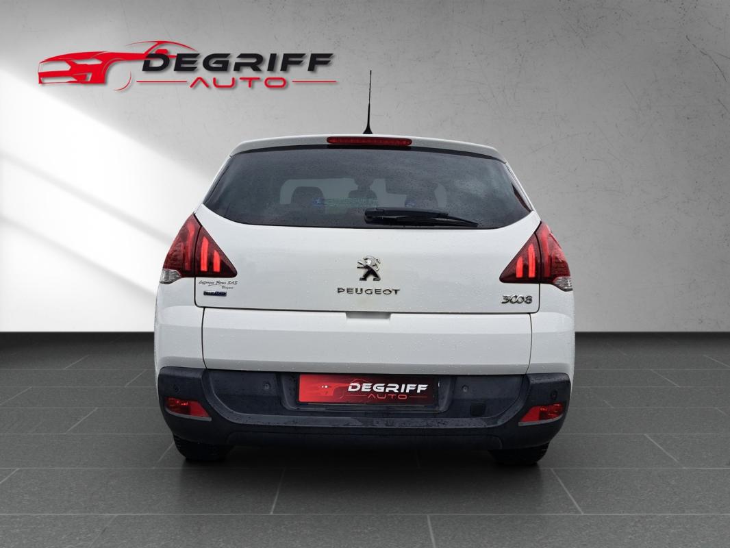 Peugeot 3008 1.6 BlueHDi 120ch SS BVM6 Allure