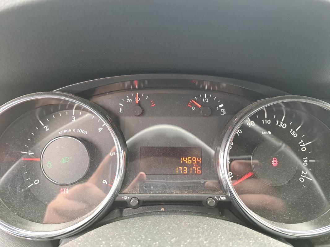 Peugeot 3008 1.6 BlueHDi 120ch SS BVM6 Allure