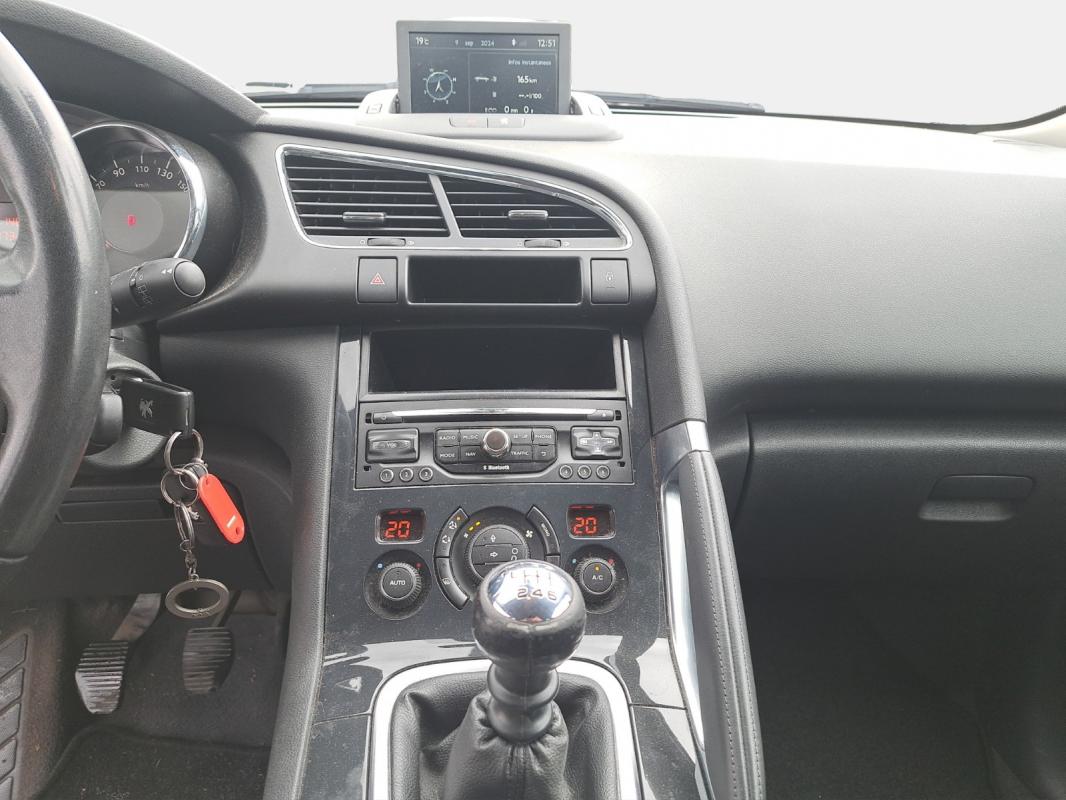 Peugeot 3008 1.6 BlueHDi 120ch SS BVM6 Allure