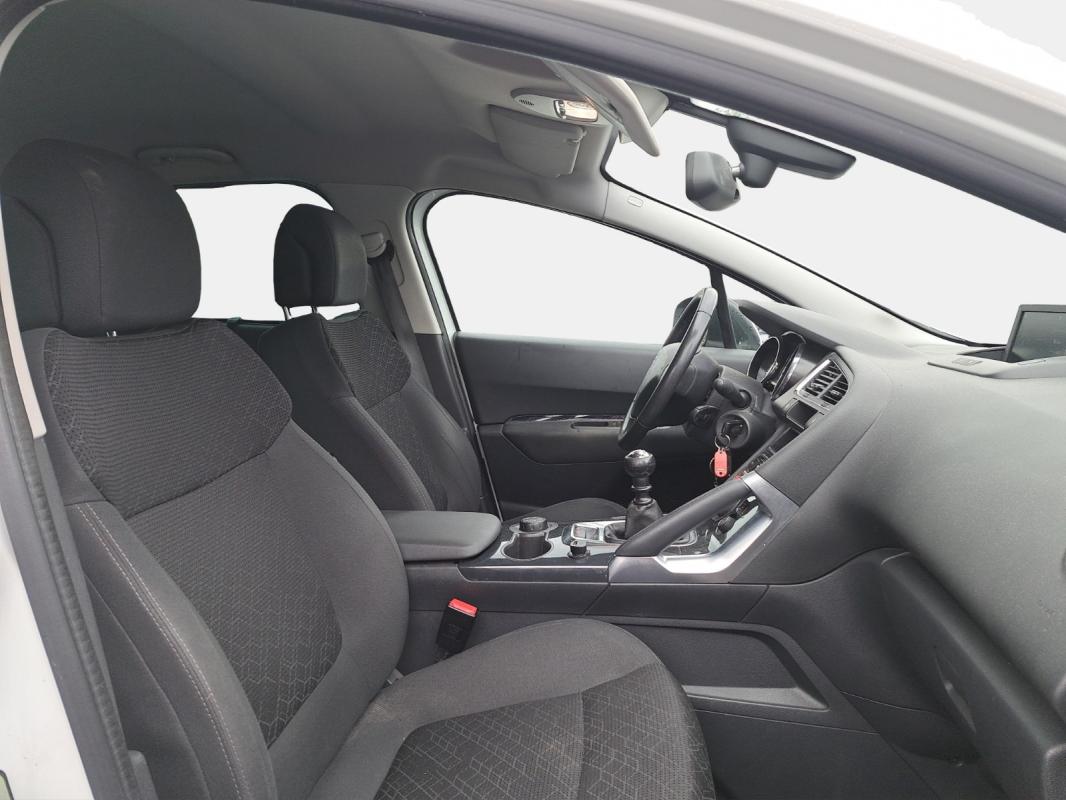 Peugeot 3008 1.6 BlueHDi 120ch SS BVM6 Allure