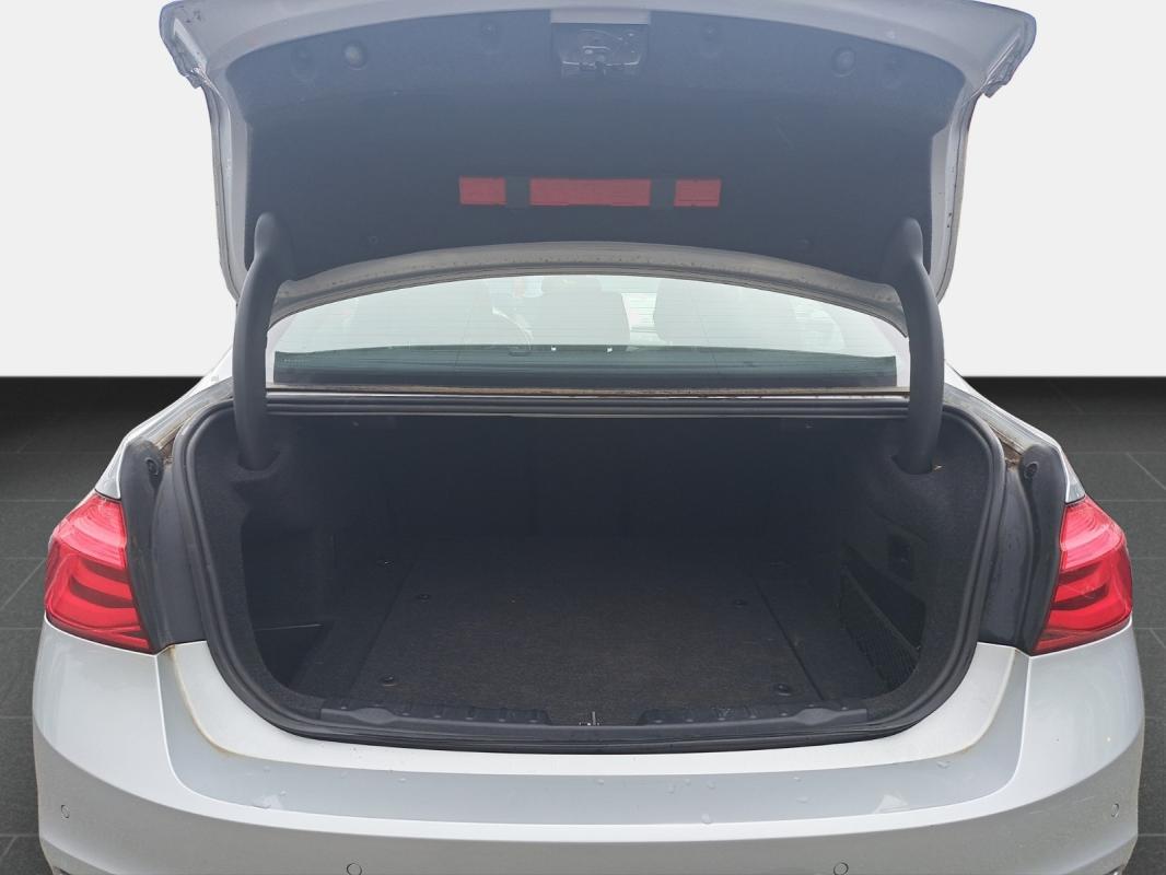 Bmw Serie 3 F30 LCI 330e 252 ch M Sport A