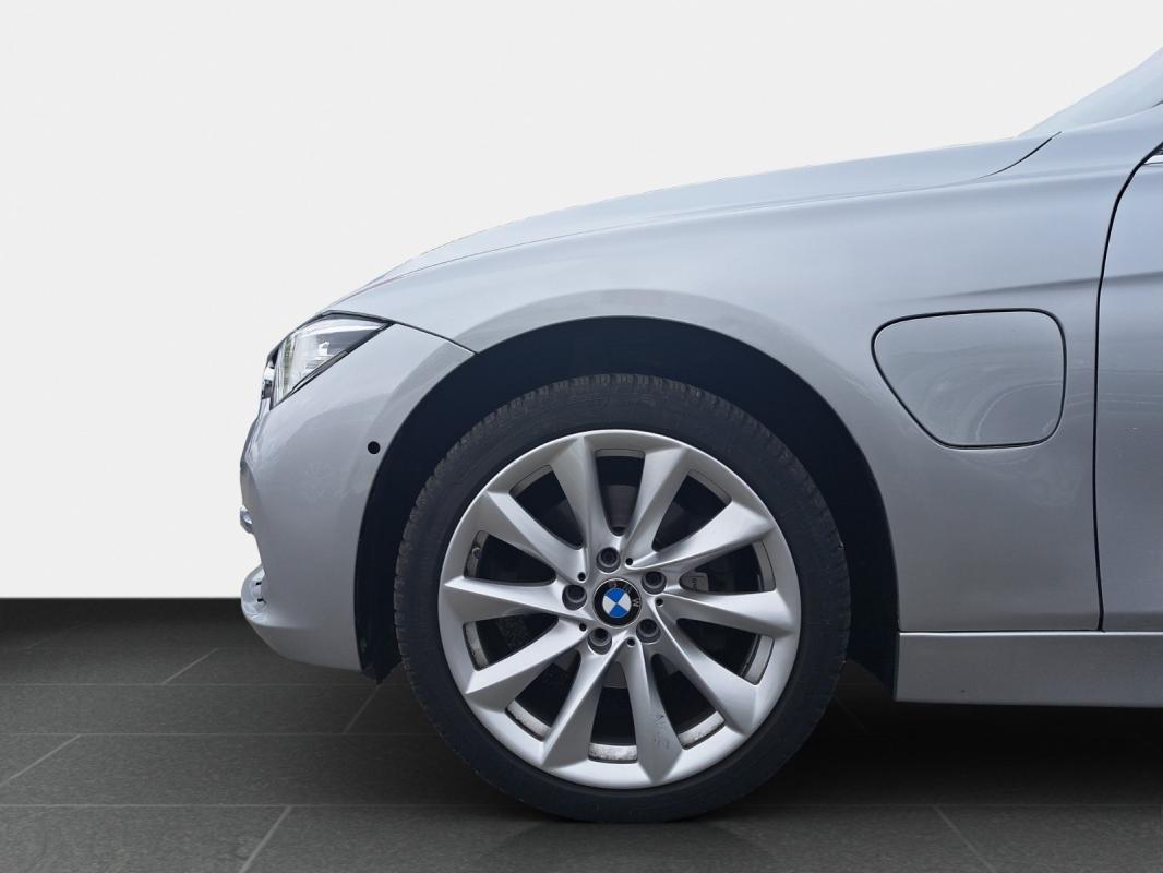 Bmw Serie 3 F30 LCI 330e 252 ch M Sport A