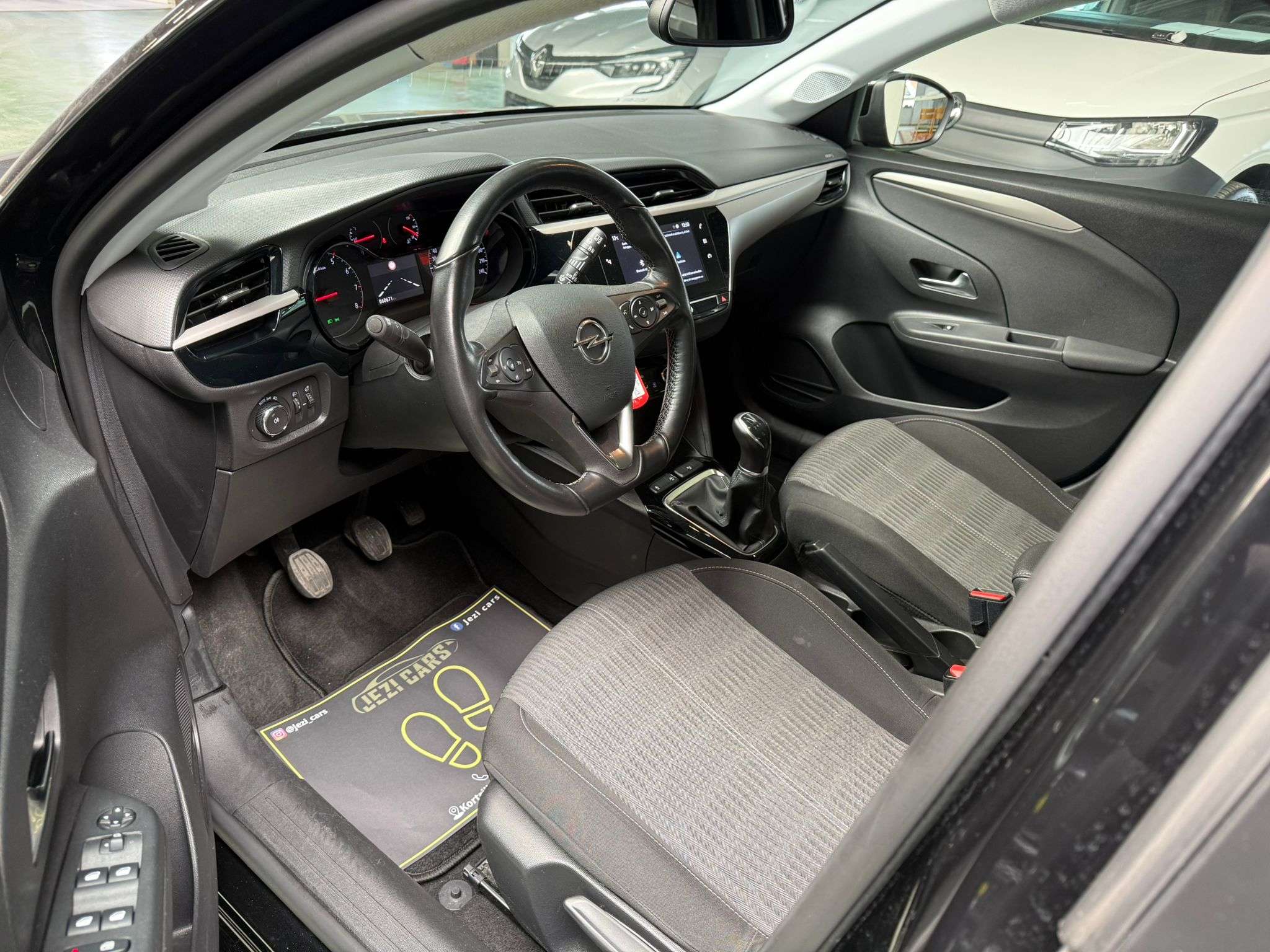 Opel Corsa 1.2/1 jaar garantie/apple carplay/360 camera