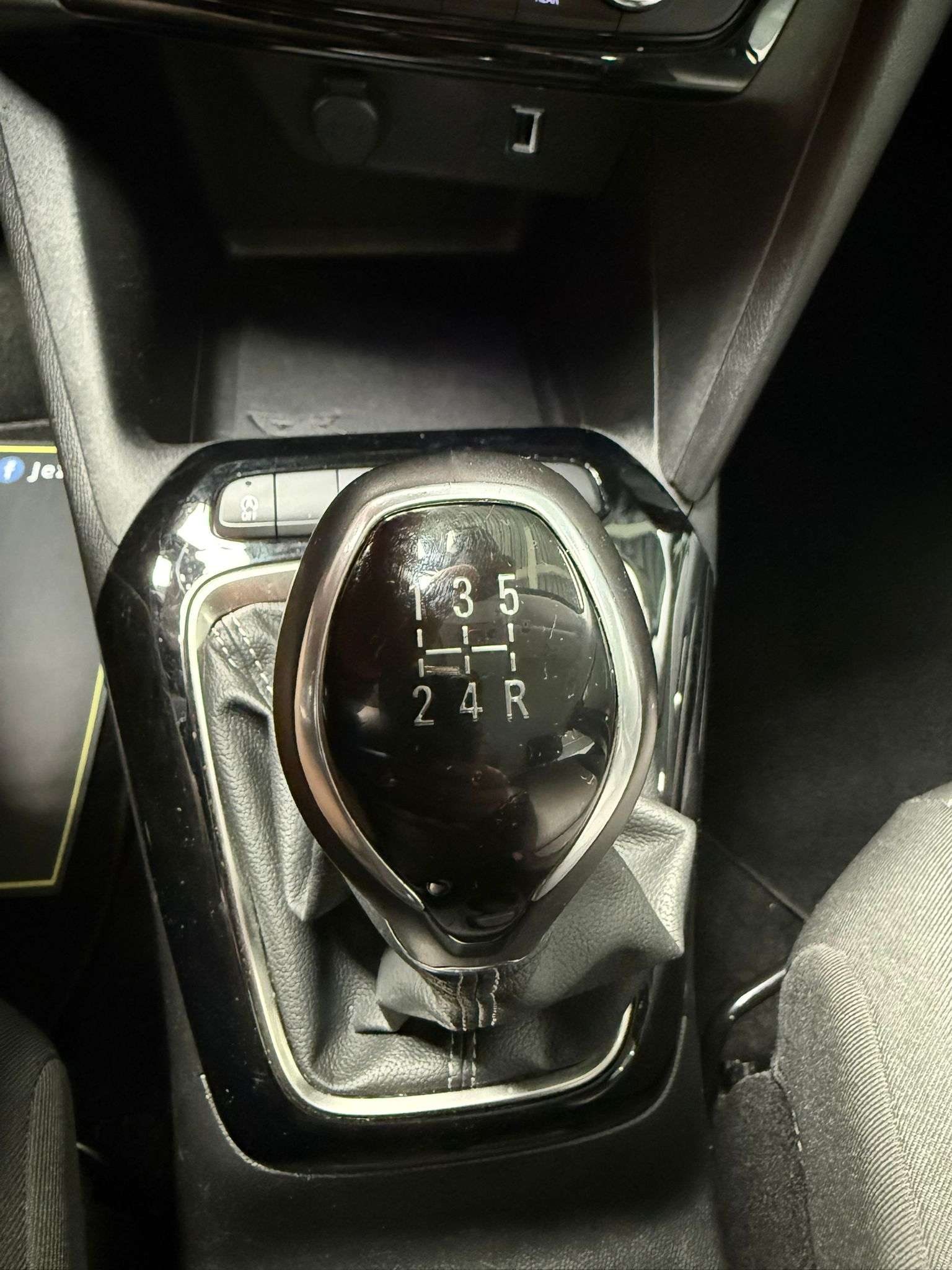Opel Corsa 1.2/1 jaar garantie/apple carplay/360 camera