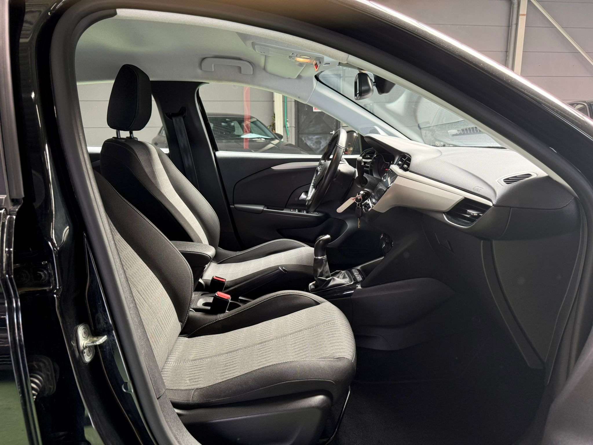 Opel Corsa 1.2/1 jaar garantie/apple carplay/360 camera