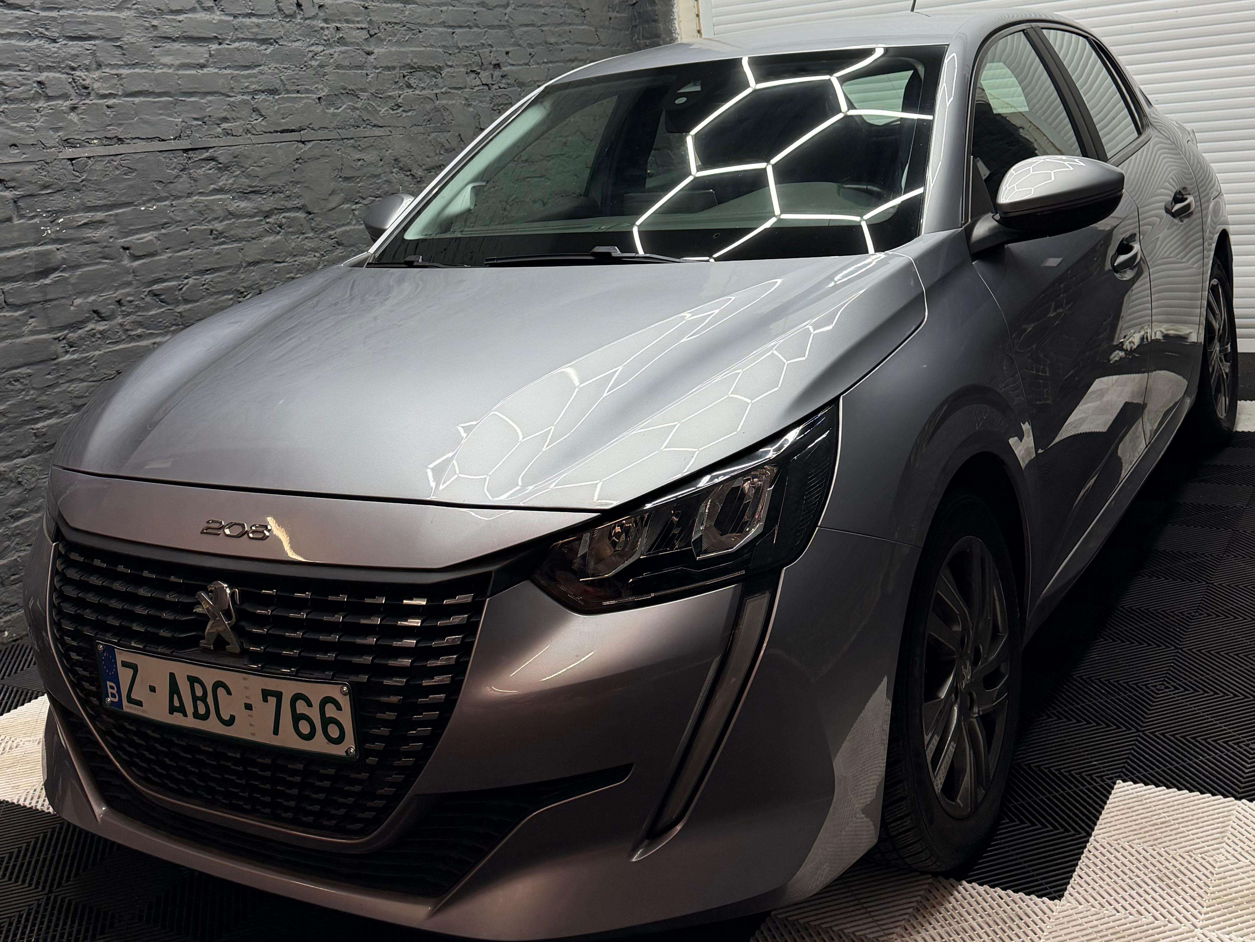 Peugeot 208 208 1.2i  Active Pack
