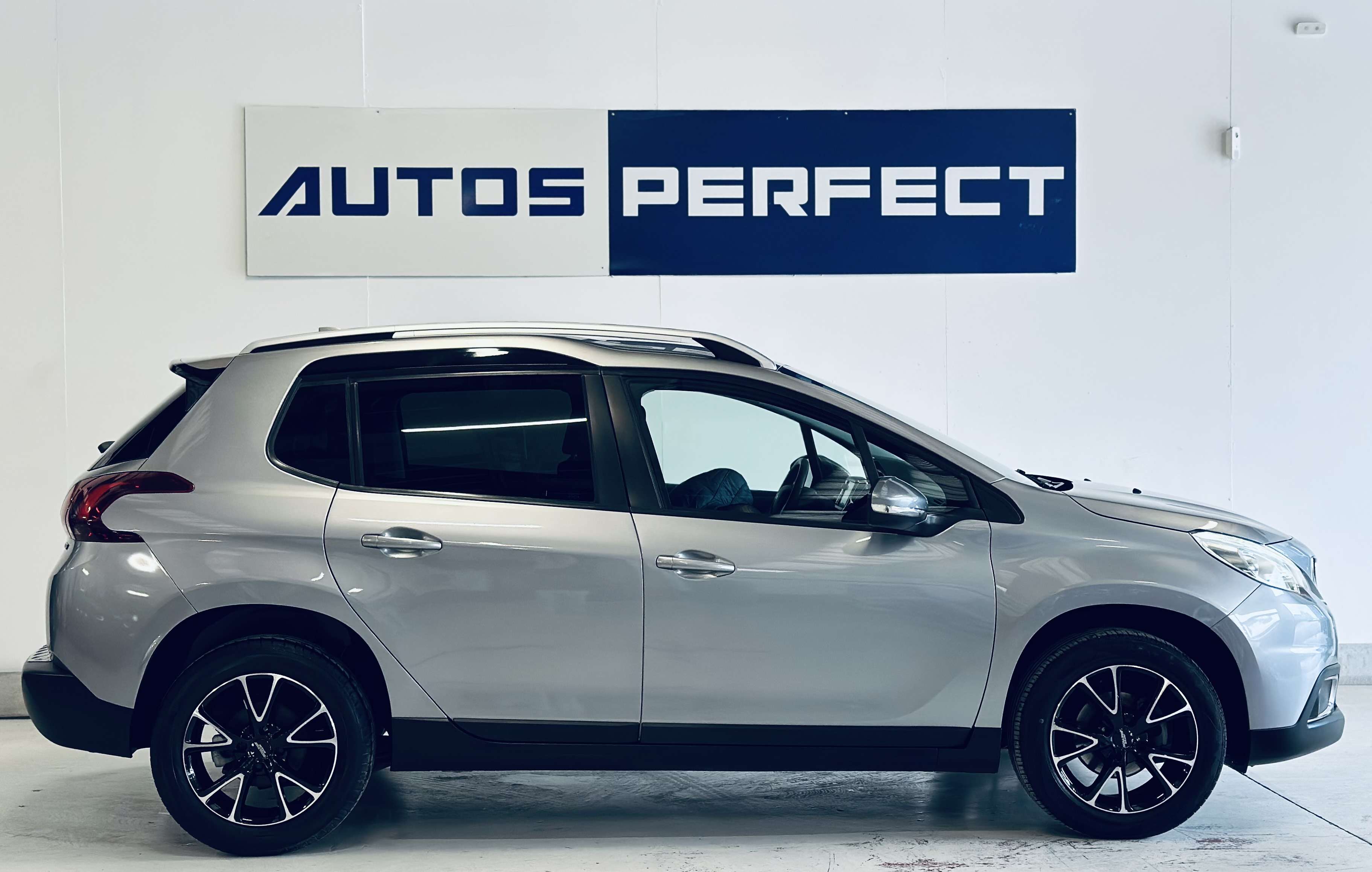 Peugeot 2008 1.6 PDC NAVI CLIM BIZONE LIM CRUISE ISOFIX JA16