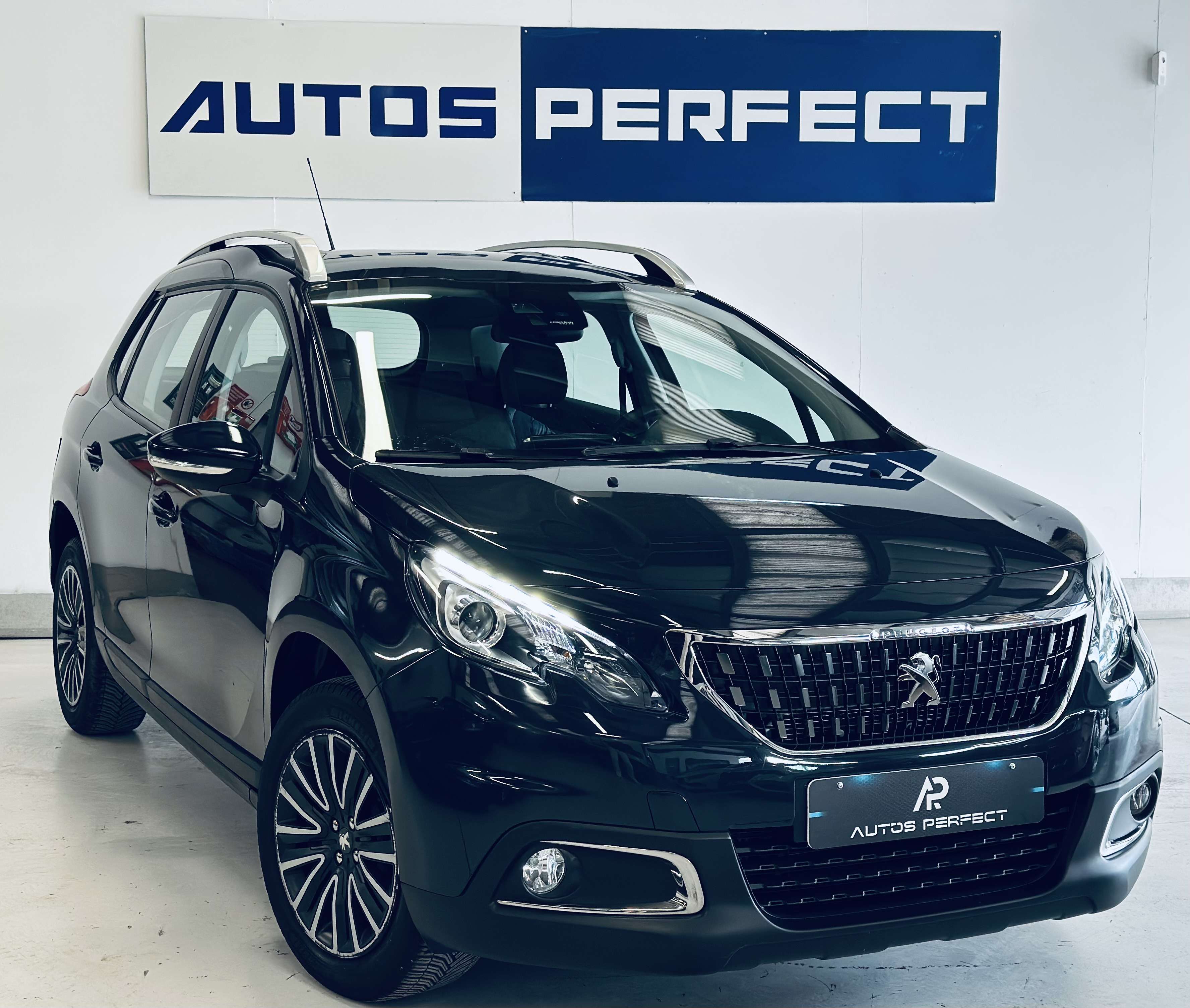 Peugeot 2008 1.2 *28.582KM* BOITE AUTO NAVI CLIM CRUISE LIM PDC