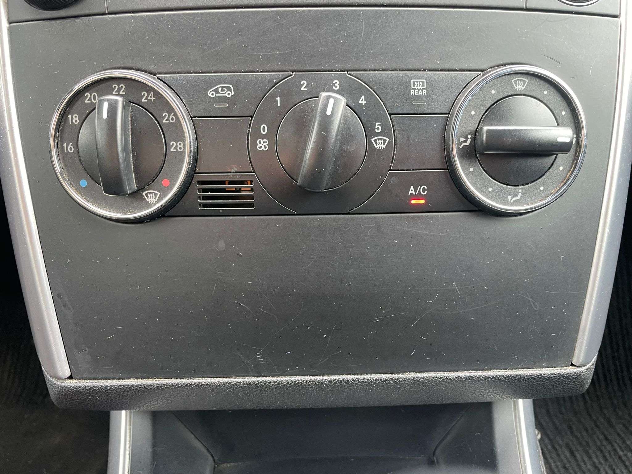 Mercedes-Benz B 180 d/AIRCO/RADIO/TEL/DISC/TRES PROPRE