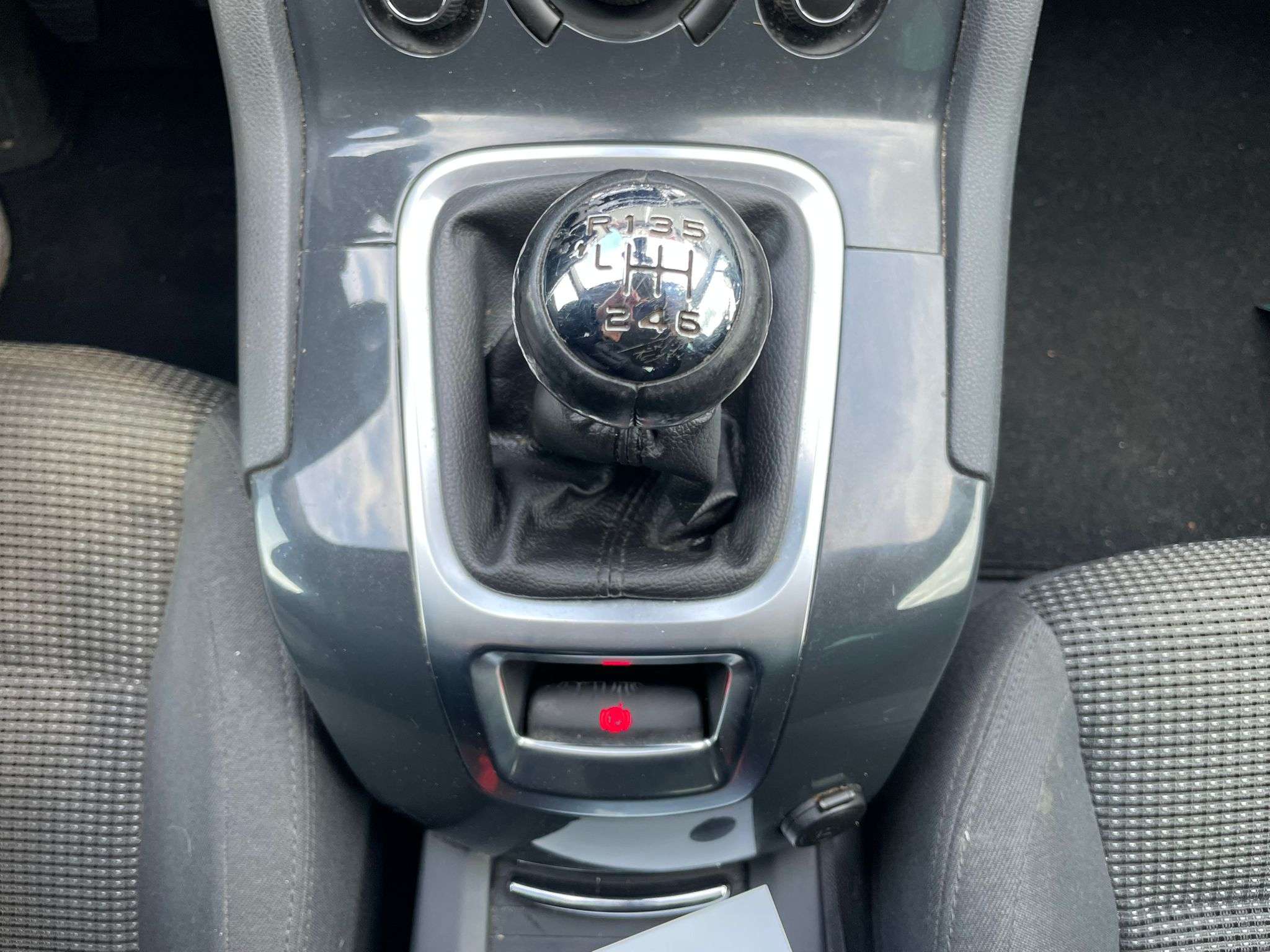 Peugeot 5008 7places/CAMERA/RADAR AV AR/AIRCO/GARANTIE 12 MOIS