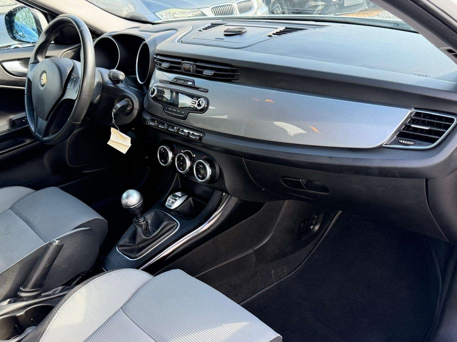Alfa Romeo Giulietta 1.6 JTD M-Jet - Euro 5 - Airco Automatique